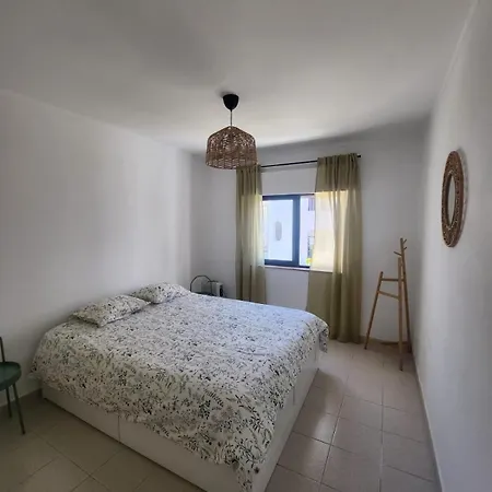 Excelente T1 Perto Da Apartament